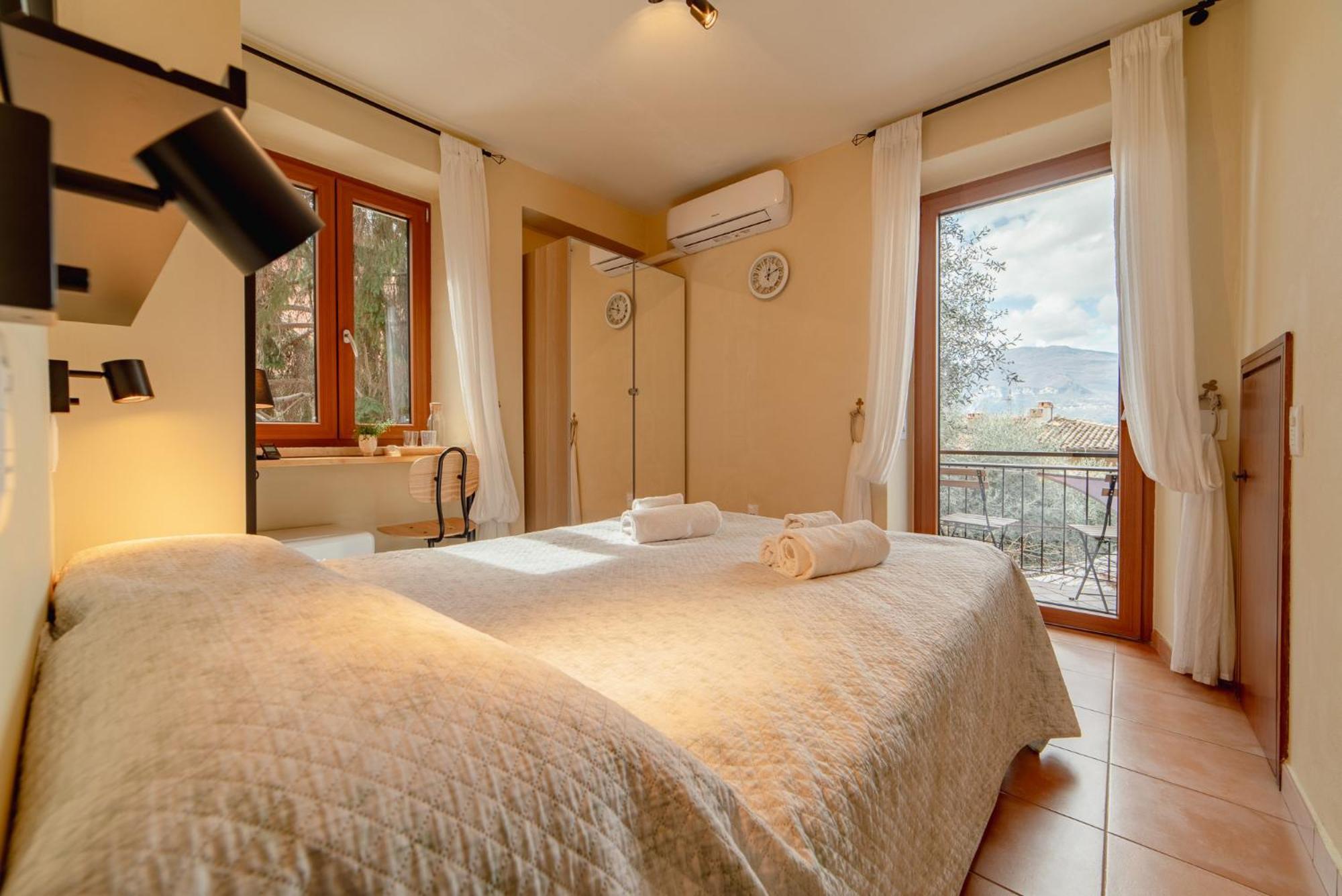 Garda Doma Bed & Breakfast Brenzone sul Garda Luaran gambar
