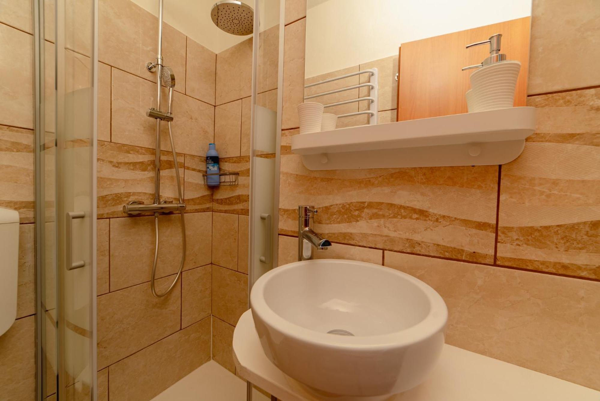 Garda Doma Bed & Breakfast Brenzone sul Garda Luaran gambar